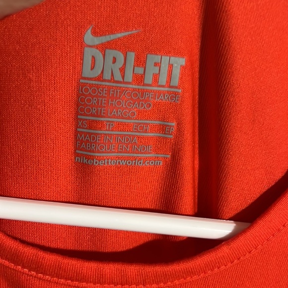 NIKE Dri Fit Bright Red Loose Fit Tank Top-XS - Picture 3 of 3
